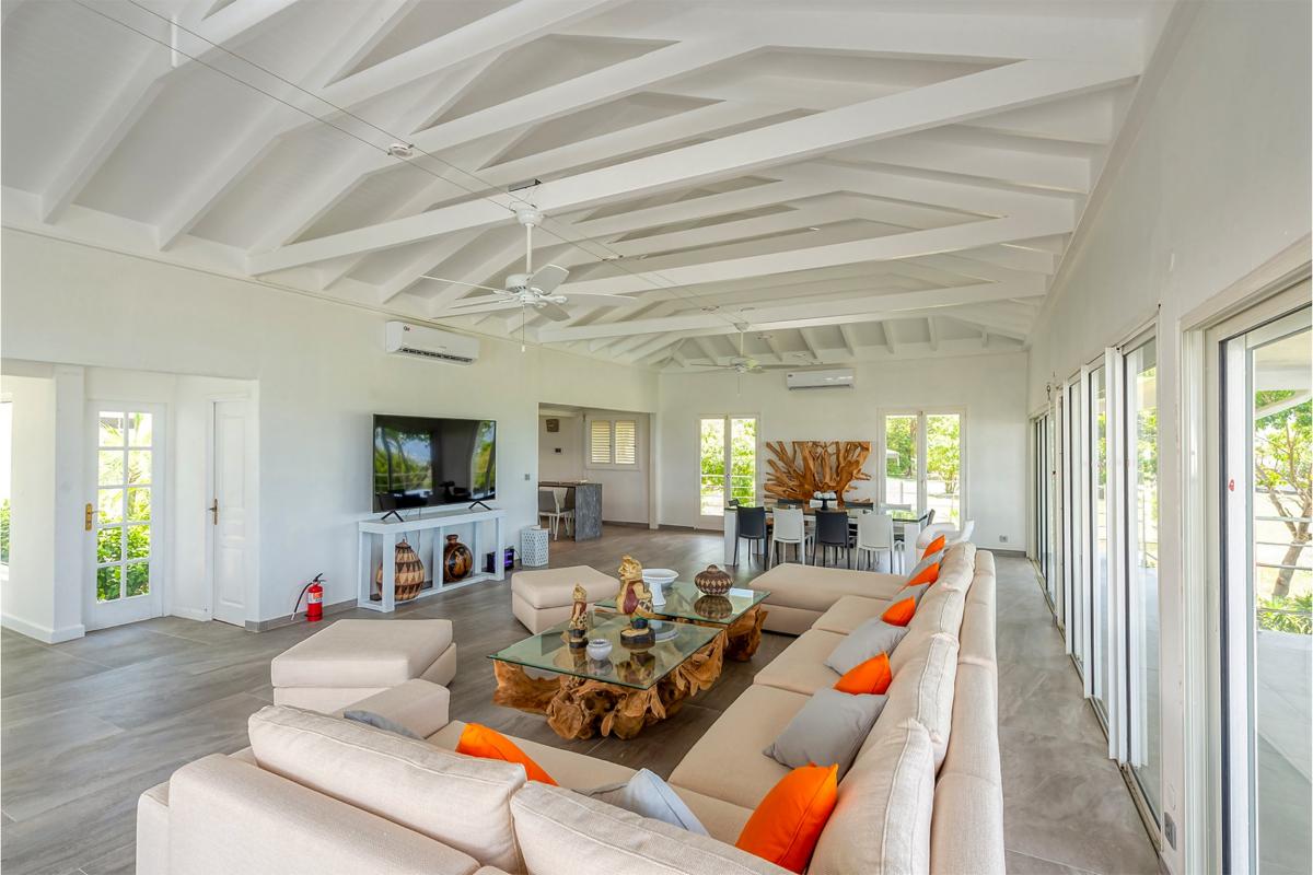 Luxury Villa Rental St Martin - Living room